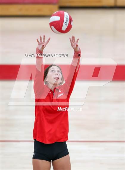 Thumbnail 2 in Ponder @ Pottsboro photogallery.