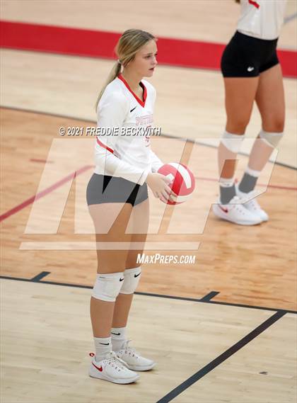 Thumbnail 1 in Ponder @ Pottsboro photogallery.