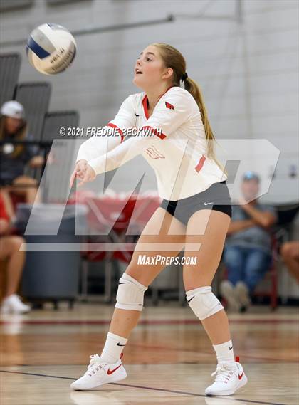 Thumbnail 3 in Ponder @ Pottsboro photogallery.