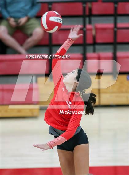Thumbnail 2 in Ponder @ Pottsboro photogallery.