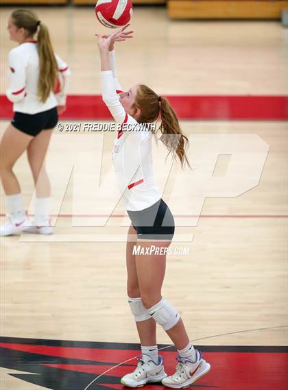 Thumbnail 3 in Ponder @ Pottsboro photogallery.