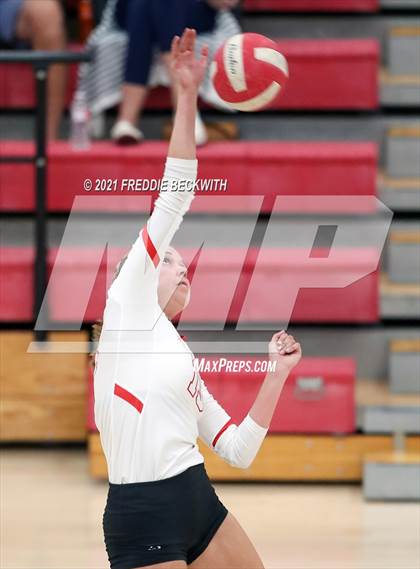 Thumbnail 3 in Ponder @ Pottsboro photogallery.