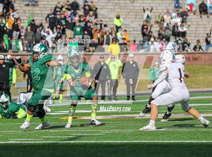 Thumbnail 3 in St. Pius X vs. St. Mary's - MSHSAA Class 3 Show-Me Bowl photogallery.