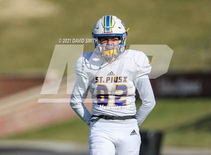 Thumbnail 2 in St. Pius X vs. St. Mary's - MSHSAA Class 3 Show-Me Bowl photogallery.
