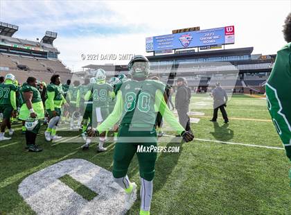 Thumbnail 2 in St. Pius X vs. St. Mary's - MSHSAA Class 3 Show-Me Bowl photogallery.