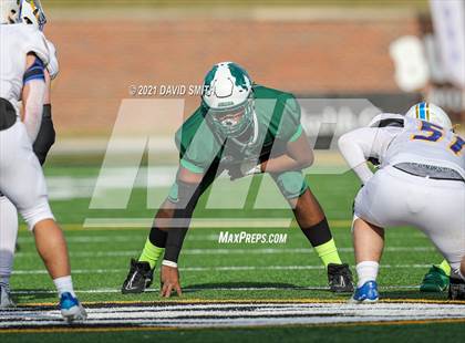 Thumbnail 3 in St. Pius X vs. St. Mary's - MSHSAA Class 3 Show-Me Bowl photogallery.