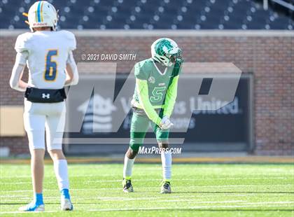Thumbnail 3 in St. Pius X vs. St. Mary's - MSHSAA Class 3 Show-Me Bowl photogallery.