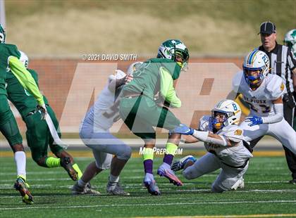 Thumbnail 3 in St. Pius X vs. St. Mary's - MSHSAA Class 3 Show-Me Bowl photogallery.