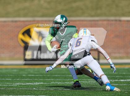 Thumbnail 1 in St. Pius X vs. St. Mary's - MSHSAA Class 3 Show-Me Bowl photogallery.