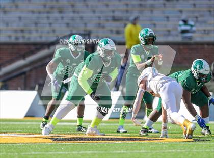 Thumbnail 2 in St. Pius X vs. St. Mary's - MSHSAA Class 3 Show-Me Bowl photogallery.