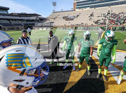 Thumbnail 3 in St. Pius X vs. St. Mary's - MSHSAA Class 3 Show-Me Bowl photogallery.