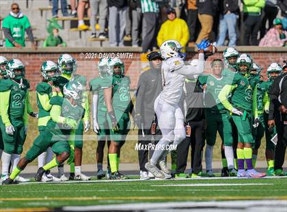Thumbnail 3 in St. Pius X vs. St. Mary's - MSHSAA Class 3 Show-Me Bowl photogallery.