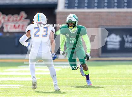 Thumbnail 2 in St. Pius X vs. St. Mary's - MSHSAA Class 3 Show-Me Bowl photogallery.