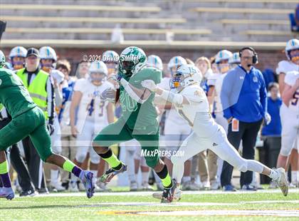 Thumbnail 1 in St. Pius X vs. St. Mary's - MSHSAA Class 3 Show-Me Bowl photogallery.