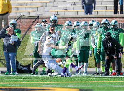 Thumbnail 1 in St. Pius X vs. St. Mary's - MSHSAA Class 3 Show-Me Bowl photogallery.