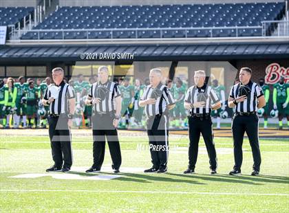 Thumbnail 1 in St. Pius X vs. St. Mary's - MSHSAA Class 3 Show-Me Bowl photogallery.