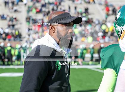 Thumbnail 1 in St. Pius X vs. St. Mary's - MSHSAA Class 3 Show-Me Bowl photogallery.