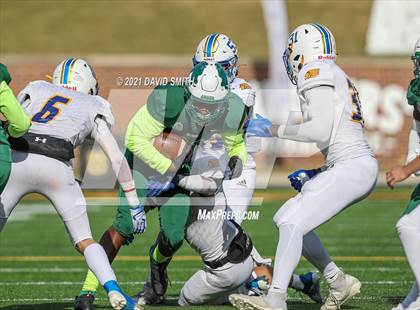Thumbnail 1 in St. Pius X vs. St. Mary's - MSHSAA Class 3 Show-Me Bowl photogallery.