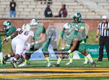 Thumbnail 1 in St. Pius X vs. St. Mary's - MSHSAA Class 3 Show-Me Bowl photogallery.