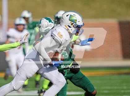 Thumbnail 1 in St. Pius X vs. St. Mary's - MSHSAA Class 3 Show-Me Bowl photogallery.