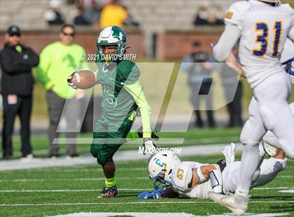 Thumbnail 1 in St. Pius X vs. St. Mary's - MSHSAA Class 3 Show-Me Bowl photogallery.