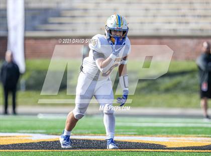 Thumbnail 2 in St. Pius X vs. St. Mary's - MSHSAA Class 3 Show-Me Bowl photogallery.