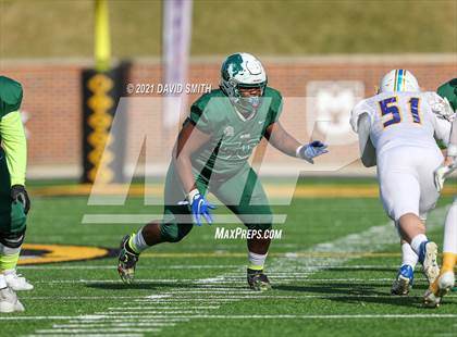 Thumbnail 1 in St. Pius X vs. St. Mary's - MSHSAA Class 3 Show-Me Bowl photogallery.