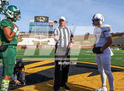 Thumbnail 3 in St. Pius X vs. St. Mary's - MSHSAA Class 3 Show-Me Bowl photogallery.