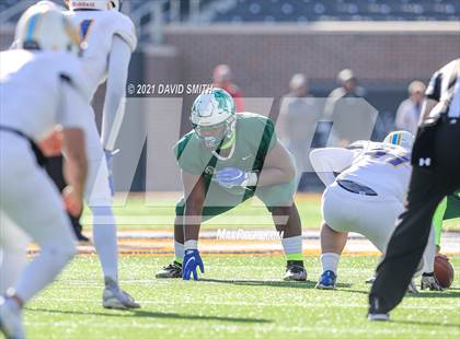 Thumbnail 2 in St. Pius X vs. St. Mary's - MSHSAA Class 3 Show-Me Bowl photogallery.