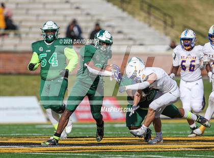 Thumbnail 2 in St. Pius X vs. St. Mary's - MSHSAA Class 3 Show-Me Bowl photogallery.