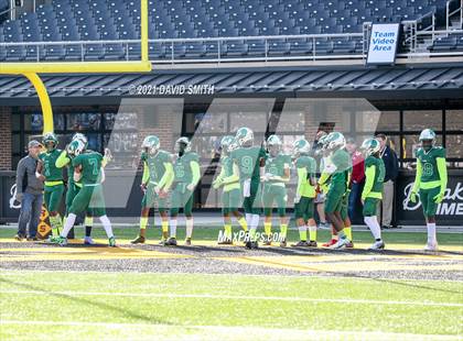 Thumbnail 1 in St. Pius X vs. St. Mary's - MSHSAA Class 3 Show-Me Bowl photogallery.