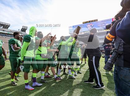 Thumbnail 3 in St. Pius X vs. St. Mary's - MSHSAA Class 3 Show-Me Bowl photogallery.