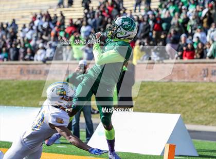 Thumbnail 1 in St. Pius X vs. St. Mary's - MSHSAA Class 3 Show-Me Bowl photogallery.