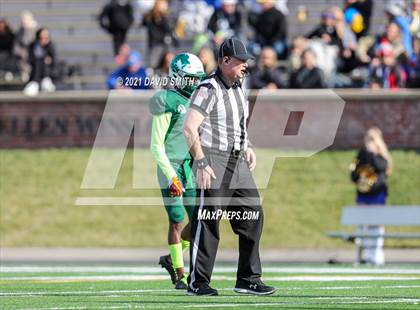 Thumbnail 2 in St. Pius X vs. St. Mary's - MSHSAA Class 3 Show-Me Bowl photogallery.