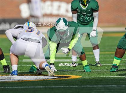 Thumbnail 1 in St. Pius X vs. St. Mary's - MSHSAA Class 3 Show-Me Bowl photogallery.