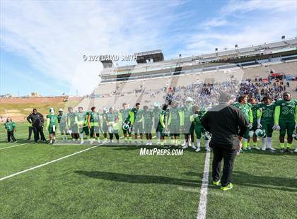 Thumbnail 3 in St. Pius X vs. St. Mary's - MSHSAA Class 3 Show-Me Bowl photogallery.
