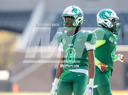Thumbnail 2 in St. Pius X vs. St. Mary's - MSHSAA Class 3 Show-Me Bowl photogallery.