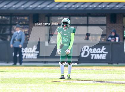 Thumbnail 3 in St. Pius X vs. St. Mary's - MSHSAA Class 3 Show-Me Bowl photogallery.