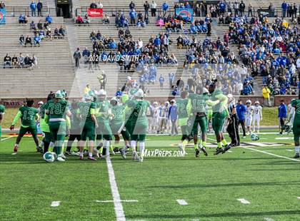 Thumbnail 1 in St. Pius X vs. St. Mary's - MSHSAA Class 3 Show-Me Bowl photogallery.