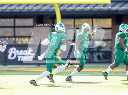 Thumbnail 1 in St. Pius X vs. St. Mary's - MSHSAA Class 3 Show-Me Bowl photogallery.