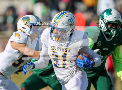 Thumbnail 3 in St. Pius X vs. St. Mary's - MSHSAA Class 3 Show-Me Bowl photogallery.