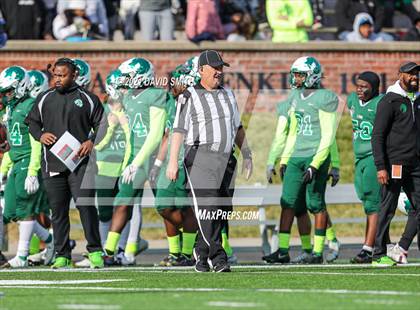 Thumbnail 3 in St. Pius X vs. St. Mary's - MSHSAA Class 3 Show-Me Bowl photogallery.