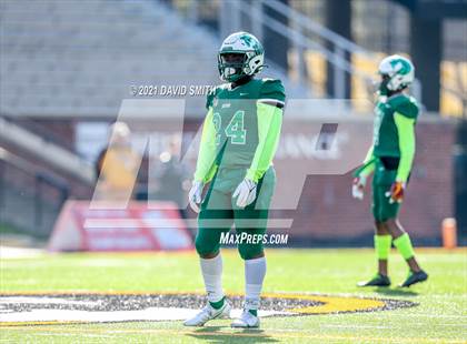 Thumbnail 1 in St. Pius X vs. St. Mary's - MSHSAA Class 3 Show-Me Bowl photogallery.