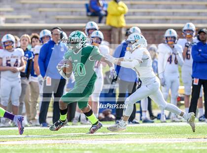 Thumbnail 2 in St. Pius X vs. St. Mary's - MSHSAA Class 3 Show-Me Bowl photogallery.