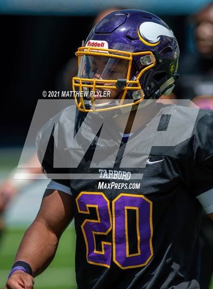 Thumbnail 3 in Tarboro vs. East Surry (1 of 2 - NCHSAA 1AA Final - the Game) photogallery.