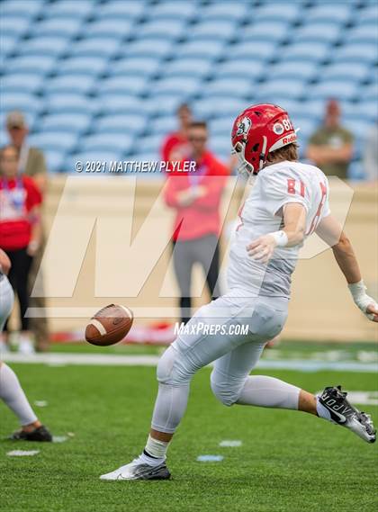Thumbnail 2 in Tarboro vs. East Surry (1 of 2 - NCHSAA 1AA Final - the Game) photogallery.