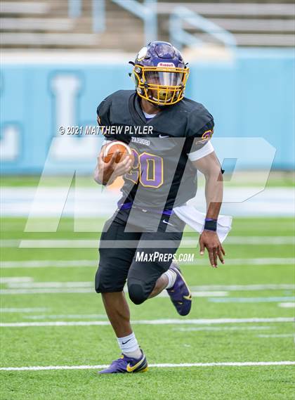 Thumbnail 1 in Tarboro vs. East Surry (1 of 2 - NCHSAA 1AA Final - the Game) photogallery.