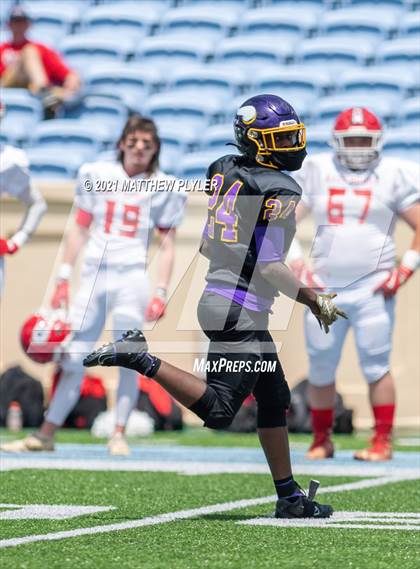 Thumbnail 2 in Tarboro vs. East Surry (1 of 2 - NCHSAA 1AA Final - the Game) photogallery.