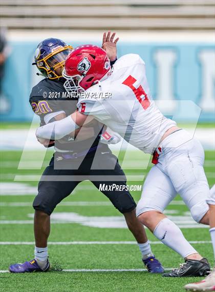 Thumbnail 3 in Tarboro vs. East Surry (1 of 2 - NCHSAA 1AA Final - the Game) photogallery.