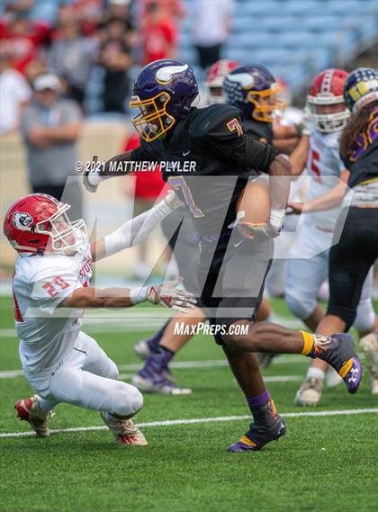 Thumbnail 2 in Tarboro vs. East Surry (1 of 2 - NCHSAA 1AA Final - the Game) photogallery.